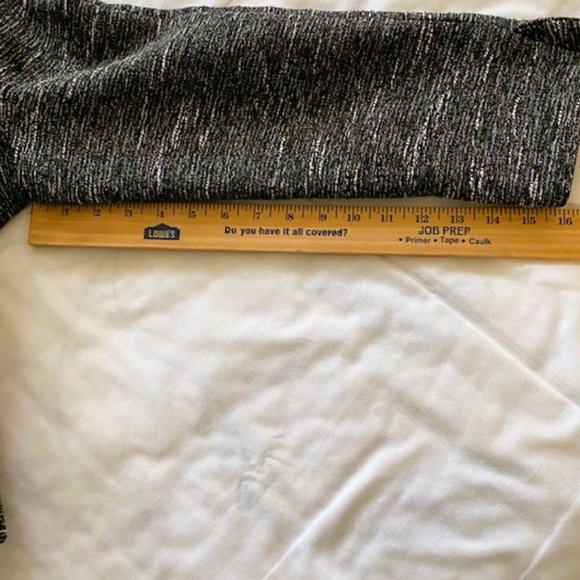 Gap Ladies Jacket size L Black Gray with White Lined Zipper closure 2 pockets - Picture 13 of 13